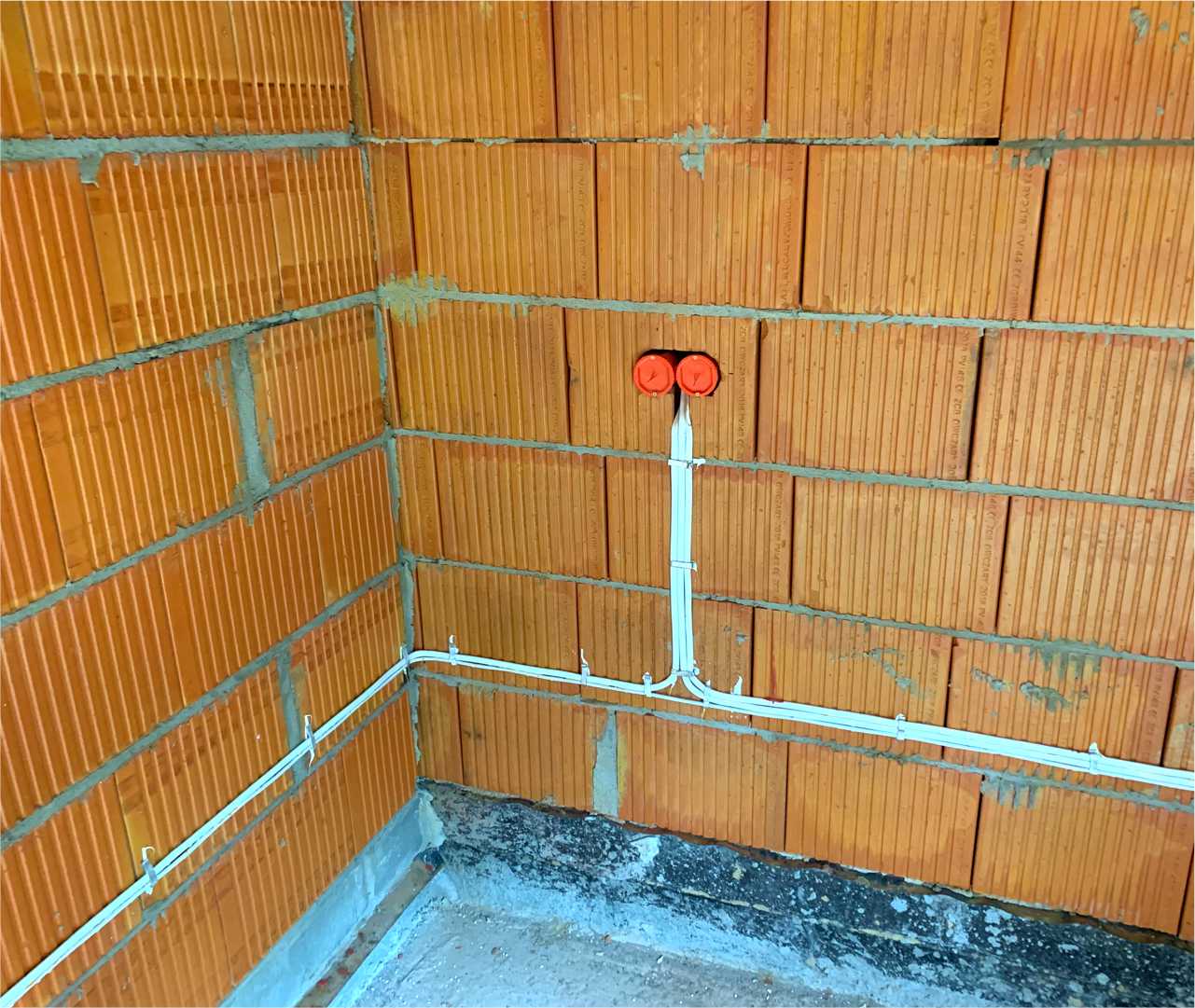 Mocowanie_puszek_osprzetowych_S01